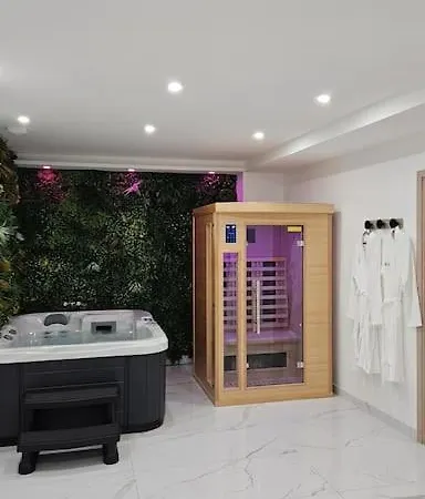 Des Ducs Loft 3 Apartment *